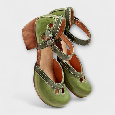 Livia – Retro strap summer shoes