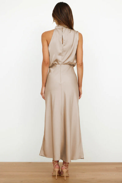 Moda Nova™ | Vestido satinado de tirantes delicados