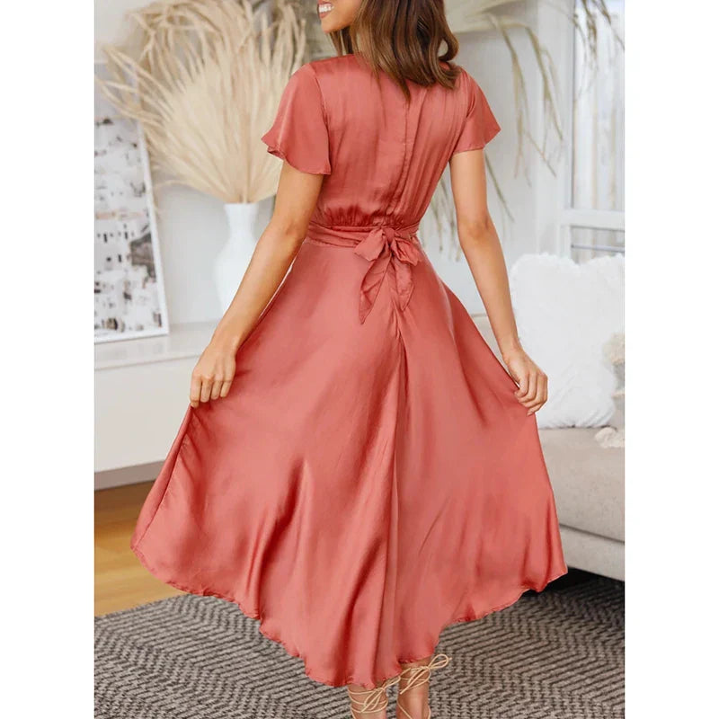 Clara - Vestido Elegante Satinado