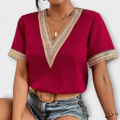 Rosa – Camiseta de corte en V con encaje