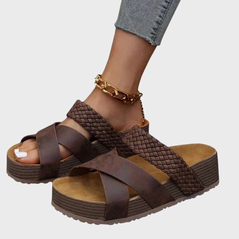 Erika - Sandalias tejidas con tiras cruzadas para mujer